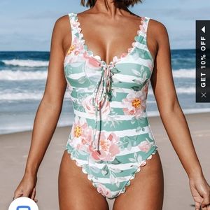 Cupshe one piece bathing suit